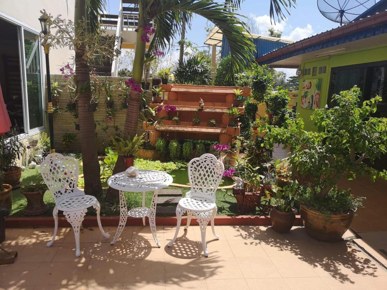Baan Sabaijai Resort That Phanom 外观 照片