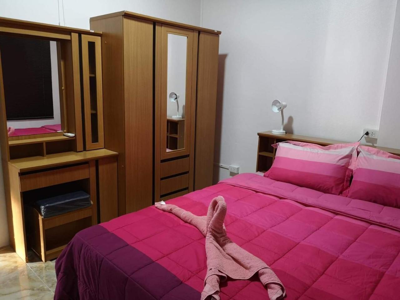 Baan Sabaijai Resort That Phanom 外观 照片